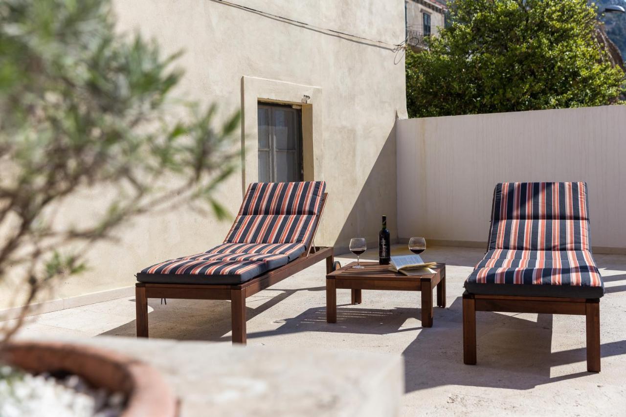 Toma Apartment